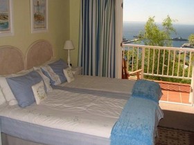 Albatross Guest House