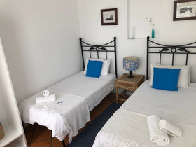 Boulders Beach Lodge