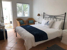 Boulders Beach Lodge
