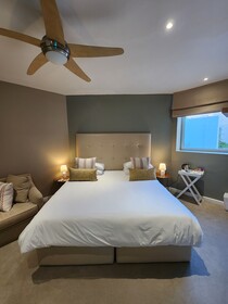 Boulders Blue Bed And Breakfast