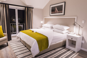 Simon’s Town Quayside Hotel