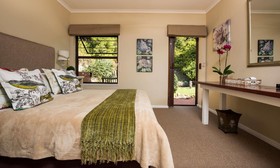 Whale View Manor Guesthouse