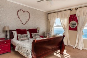 Whale View Manor Guesthouse