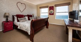 Whale View Manor Guesthouse