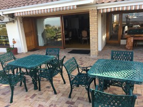 Aqua Vista Guest House