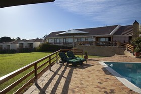 Aqua Vista Guest House