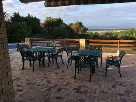 Aqua Vista Guest House