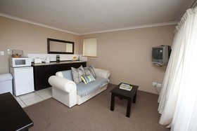 Aqua Vista Guest House
