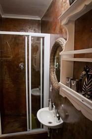 Avue Guesthouse