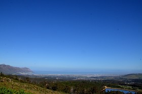 Bezweni Lodge