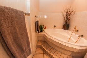 Winelands Villa Guesthouse