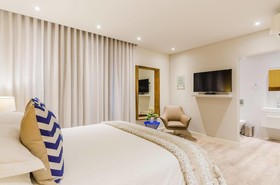 107 Dorpstraat Boutique Hotel