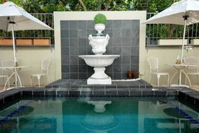 Batavia Boutique