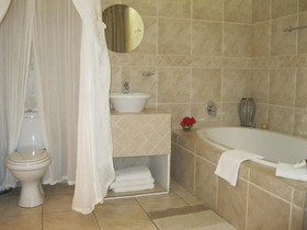 Hoopenburg Guesthouse
