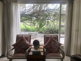 In The Vine - Country Manor
