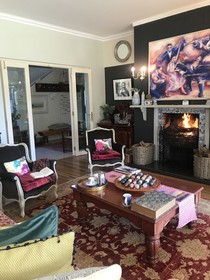 In The Vine - Country Manor
