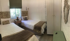 In The Vine - Country Manor