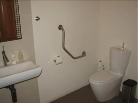 Lovane Boutique Wine Estate and Guest House