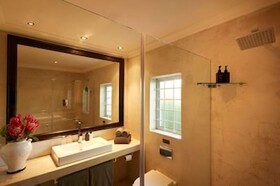 MolenVliet Oosthuizen Family Vineyards