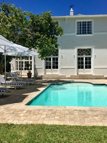 River Manor Boutique Hotel