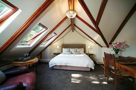 Roosenwijn Guest House