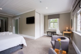 Summerwood Guesthouse