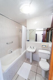 Gooderson Tropicana Hotel