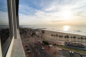 Gooderson Tropicana Hotel