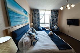 Gooderson Tropicana Hotel