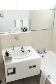 Gooderson Tropicana Hotel
