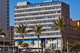 Gooderson Tropicana Hotel