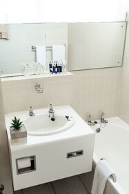 Gooderson Tropicana Hotel