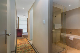 Point Waterfront Apartments