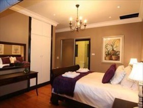 Riverside de Charmoy Estate Guest House