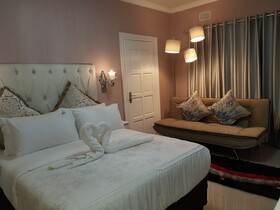 Rjs Guesthouse