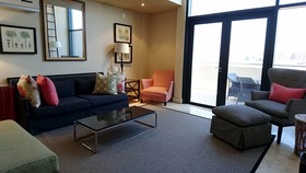 Royal Palm Hotel & Apartments