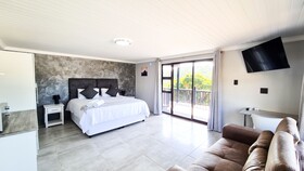 Vincent Valley Lodge
