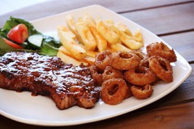 Celtis Country Lodge & Restaurant