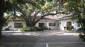 Mdoni House Guest Lodge