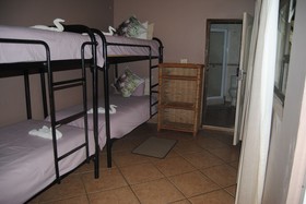 Lalapanzi Guest House