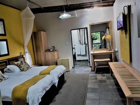 Umlilo Lodge