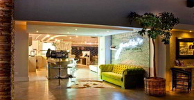 Boulevard 44 Boutique