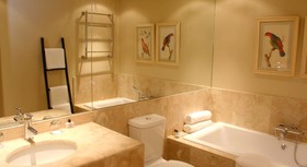 Aha Royal Palm Penthouse Suites