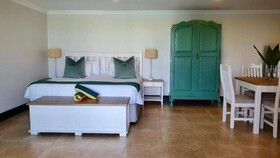 Dolphins Guest House