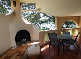 La Lucia Sands