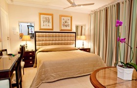 Manaar House
