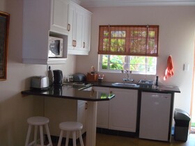 The Lazy Lizard Guesthouse
