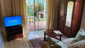 The Lazy Lizard Guesthouse