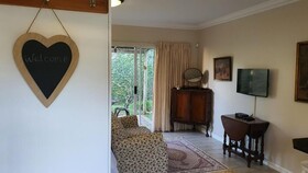 The Lazy Lizard Guesthouse