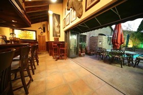 Le Cozmo Guest House